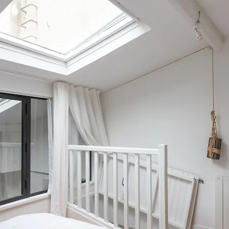 Atypical Duplex Near Pere Lachaise Appartamento